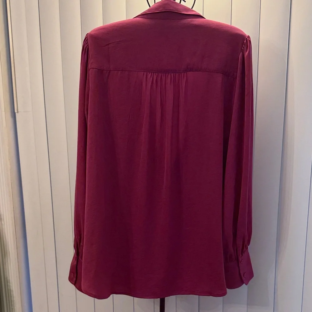 Banana Republic Volume Sleeve V-Neck Blouse Berry Size Large - Picture 2 of 10